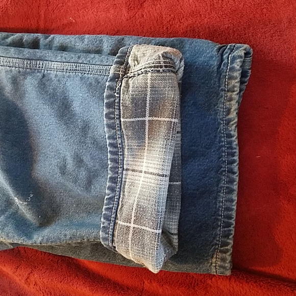 Carhartt Men's flannel lined work jeans. - Picture 3 of 3